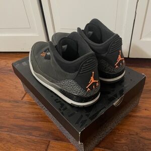 Jordan Men's Sneakers in Black and Orange